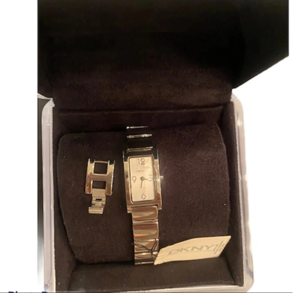 DKNY Watch​‎ NIB